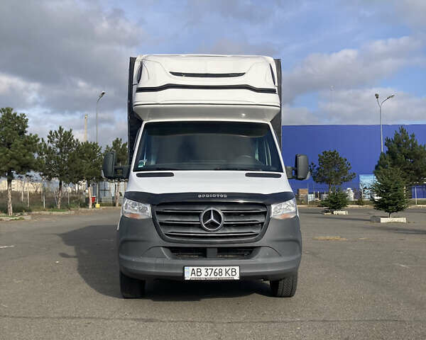 Белый Мерседес Sprinter, объемом двигателя 2.14 л и пробегом 385 тыс. км за 27000 $, фото 1 на Automoto.ua