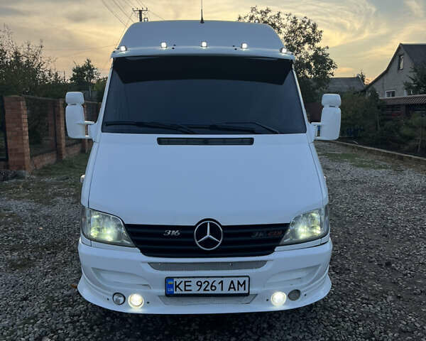 Білий Мерседес Sprinter, об'ємом двигуна 2.69 л та пробігом 536 тис. км за 11600 $, фото 1 на Automoto.ua