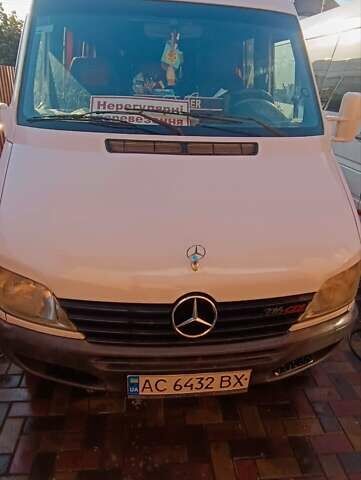 Белый Мерседес Sprinter, объемом двигателя 2.15 л и пробегом 38 тыс. км за 9950 $, фото 1 на Automoto.ua