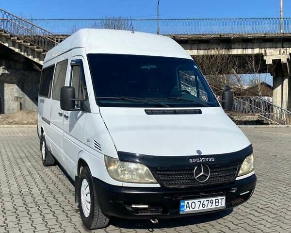 Білий Мерседес Sprinter, об'ємом двигуна 2.15 л та пробігом 265 тис. км за 7800 $, фото 1 на Automoto.ua