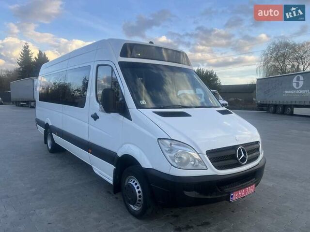 Белый Мерседес Sprinter, объемом двигателя 2.2 л и пробегом 363 тыс. км за 27500 $, фото 1 на Automoto.ua