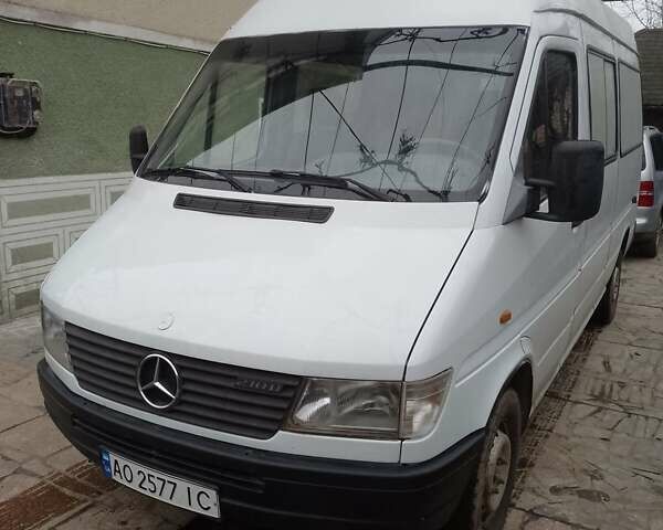 Білий Мерседес Sprinter, об'ємом двигуна 2.87 л та пробігом 520 тис. км за 4100 $, фото 1 на Automoto.ua