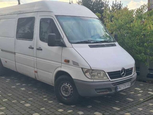 Білий Мерседес Sprinter, об'ємом двигуна 2.7 л та пробігом 100 тис. км за 7000 $, фото 1 на Automoto.ua