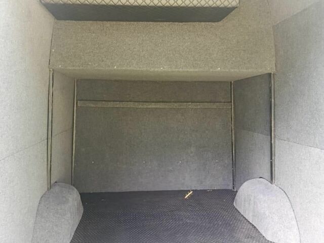 Белый Мерседес Sprinter, объемом двигателя 2.99 л и пробегом 330 тыс. км за 15000 $, фото 1 на Automoto.ua