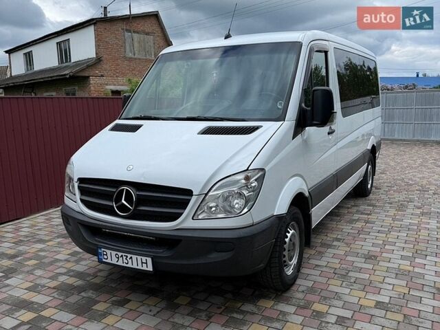 Белый Мерседес Sprinter, объемом двигателя 2.15 л и пробегом 391 тыс. км за 9700 $, фото 1 на Automoto.ua