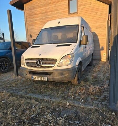 Белый Мерседес Sprinter, объемом двигателя 2.15 л и пробегом 350 тыс. км за 8600 $, фото 1 на Automoto.ua