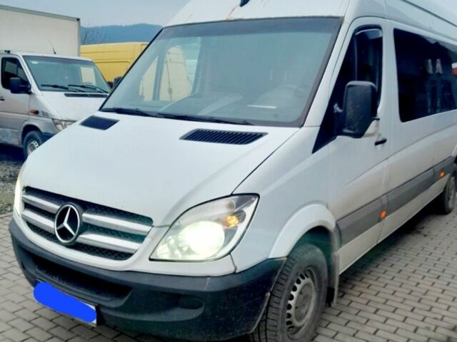 Білий Мерседес Sprinter, об'ємом двигуна 2.2 л та пробігом 369 тис. км за 9752 $, фото 1 на Automoto.ua