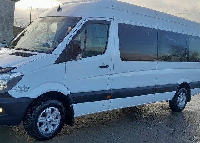 Білий Мерседес Sprinter, об'ємом двигуна 3 л та пробігом 900 тис. км за 19000 $, фото 1 на Automoto.ua