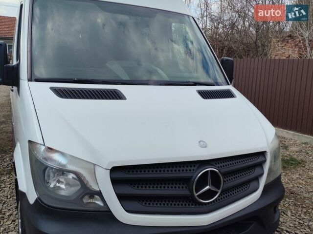 Белый Мерседес Sprinter, объемом двигателя 2.14 л и пробегом 462 тыс. км за 18800 $, фото 1 на Automoto.ua