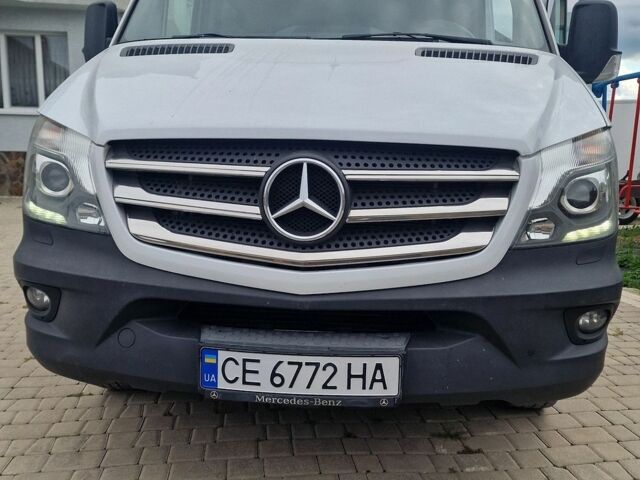 Белый Мерседес Sprinter, объемом двигателя 2.99 л и пробегом 195 тыс. км за 48850 $, фото 1 на Automoto.ua