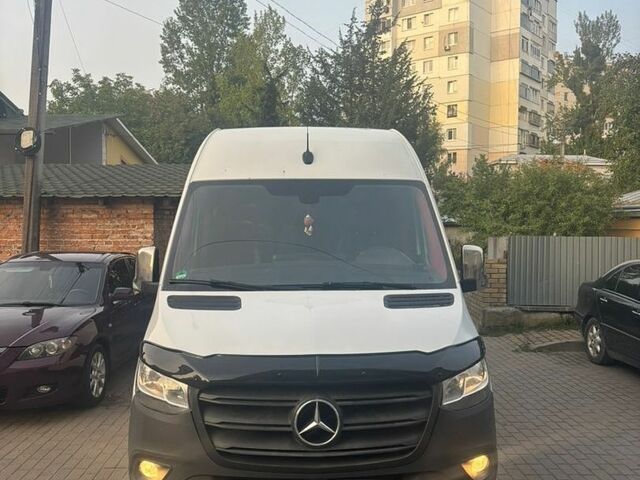 Белый Мерседес Sprinter, объемом двигателя 2.14 л и пробегом 500 тыс. км за 25500 $, фото 1 на Automoto.ua