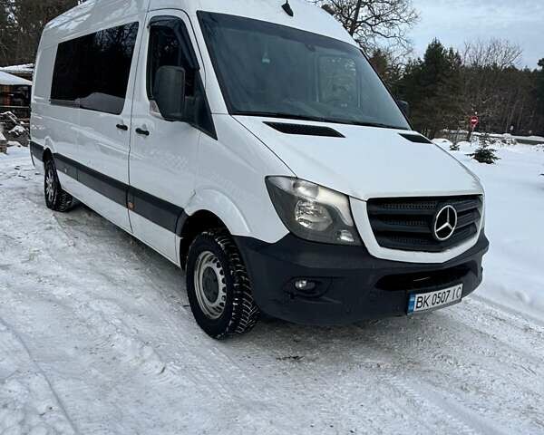 Білий Мерседес Sprinter, об'ємом двигуна 2.14 л та пробігом 659 тис. км за 25640 $, фото 1 на Automoto.ua