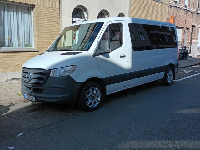 Белый Мерседес Sprinter, объемом двигателя 2.1 л и пробегом 320 тыс. км за 30364 $, фото 1 на Automoto.ua