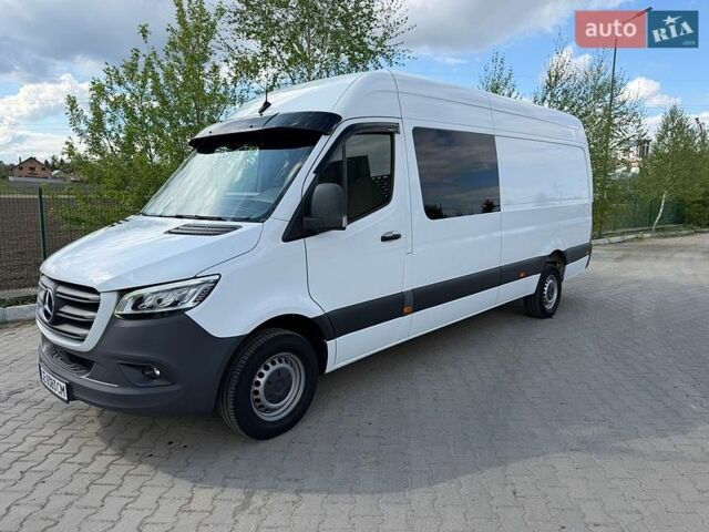 Белый Мерседес Sprinter, объемом двигателя 2.99 л и пробегом 645 тыс. км за 37000 $, фото 1 на Automoto.ua
