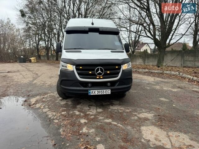Белый Мерседес Sprinter, объемом двигателя 2 л и пробегом 521 тыс. км за 40000 $, фото 1 на Automoto.ua