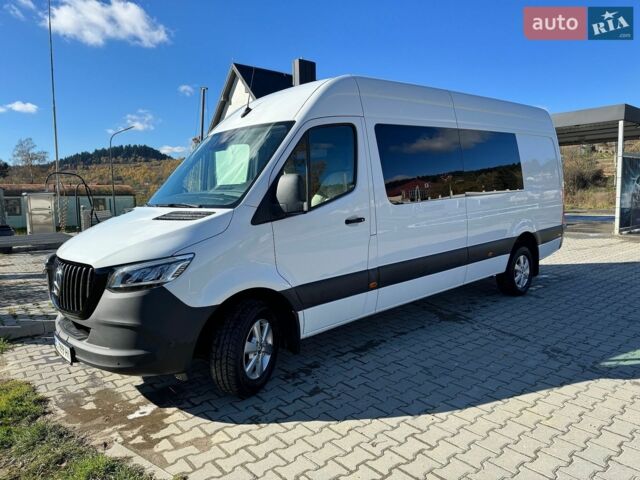 Белый Мерседес Sprinter, объемом двигателя 1.95 л и пробегом 350 тыс. км за 40000 $, фото 1 на Automoto.ua