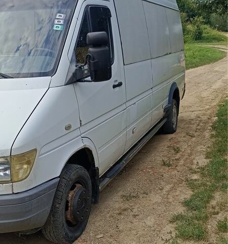 Белый Мерседес Sprinter, объемом двигателя 2.9 л и пробегом 780 тыс. км за 6908 $, фото 1 на Automoto.ua