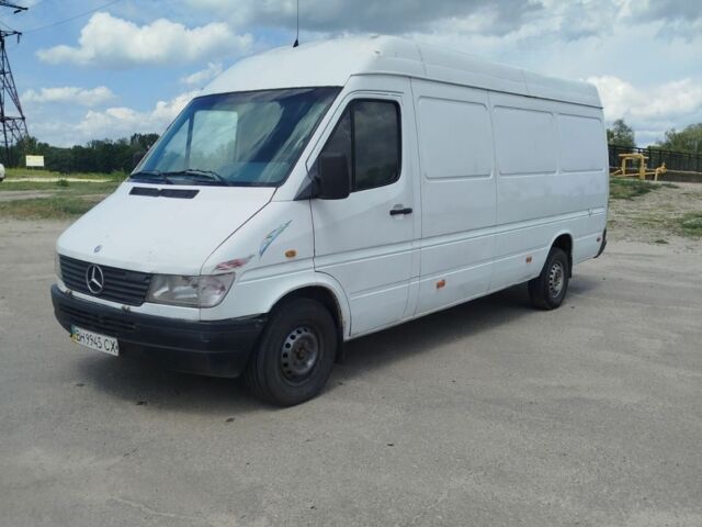 Белый Мерседес Sprinter, объемом двигателя 2.8 л и пробегом 220 тыс. км за 3499 $, фото 1 на Automoto.ua