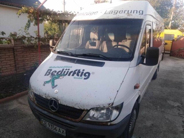 Белый Мерседес Sprinter, объемом двигателя 2.7 л и пробегом 580 тыс. км за 8000 $, фото 1 на Automoto.ua