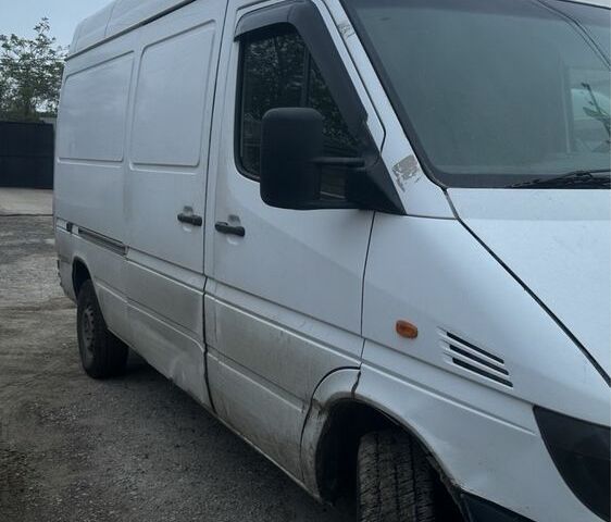 Білий Мерседес Sprinter, об'ємом двигуна 0.22 л та пробігом 3 тис. км за 5700 $, фото 1 на Automoto.ua