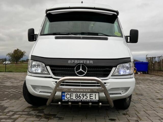 Белый Мерседес Sprinter, объемом двигателя 0 л и пробегом 400 тыс. км за 14000 $, фото 1 на Automoto.ua