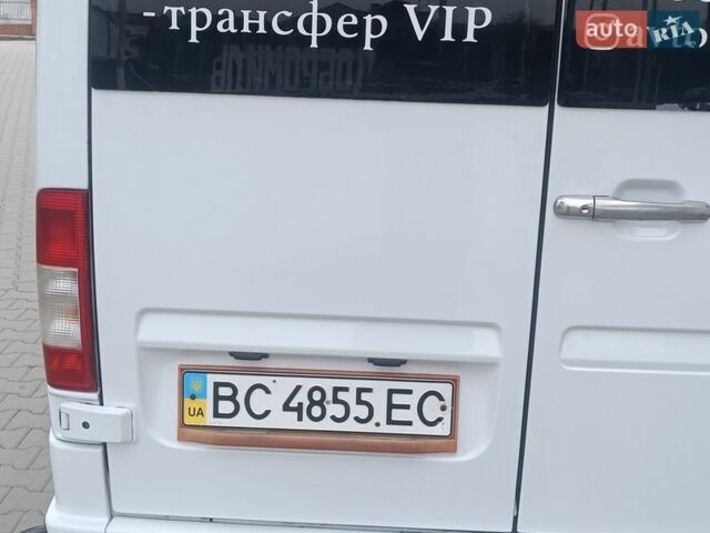 Белый Мерседес Sprinter, объемом двигателя 2.69 л и пробегом 639 тыс. км за 16000 $, фото 1 на Automoto.ua