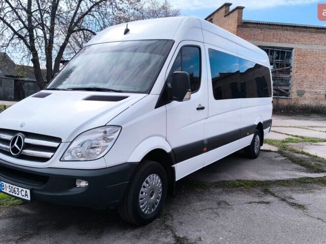 Белый Мерседес Sprinter, объемом двигателя 2.14 л и пробегом 360 тыс. км за 26000 $, фото 1 на Automoto.ua