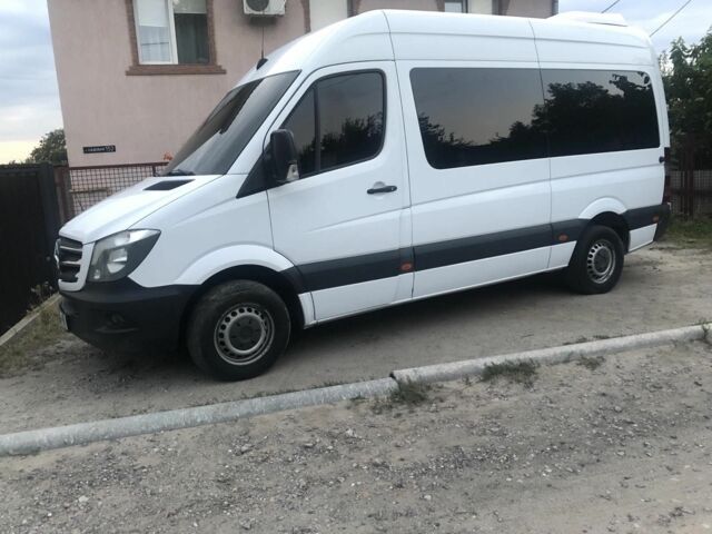 Белый Мерседес Sprinter, объемом двигателя 2.1 л и пробегом 100 тыс. км за 16000 $, фото 1 на Automoto.ua