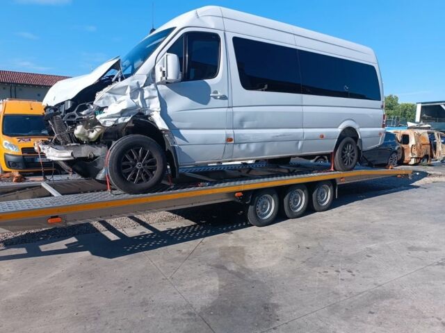 Белый Мерседес Sprinter, объемом двигателя 0 л и пробегом 500 тыс. км за 12835 $, фото 1 на Automoto.ua