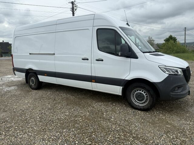 Белый Мерседес Sprinter, объемом двигателя 2.1 л и пробегом 481 тыс. км за 24000 $, фото 1 на Automoto.ua
