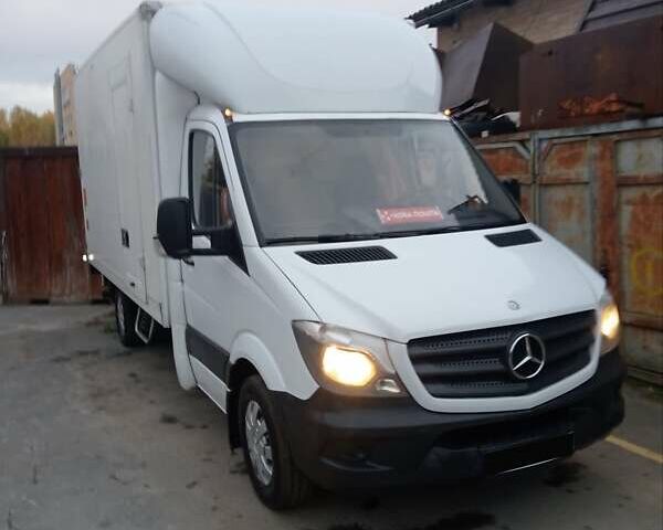 Белый Мерседес Sprinter, объемом двигателя 2.14 л и пробегом 615 тыс. км за 12000 $, фото 1 на Automoto.ua