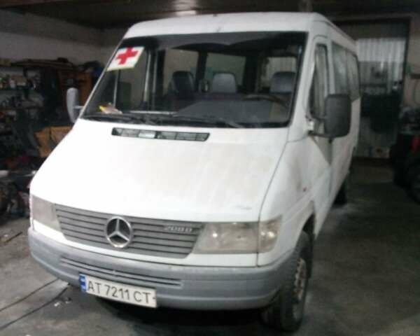 Белый Мерседес Sprinter, объемом двигателя 2.3 л и пробегом 1 тыс. км за 4500 $, фото 1 на Automoto.ua