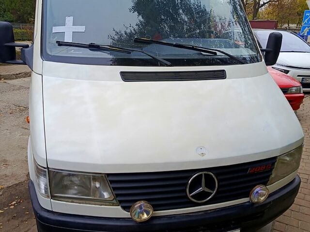 Білий Мерседес Sprinter, об'ємом двигуна 2.3 л та пробігом 510 тис. км за 3999 $, фото 1 на Automoto.ua