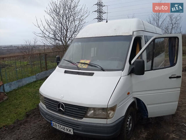 Белый Мерседес Sprinter, объемом двигателя 2.9 л и пробегом 80 тыс. км за 7500 $, фото 1 на Automoto.ua