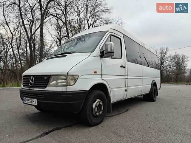 Белый Мерседес Sprinter, объемом двигателя 2.9 л и пробегом 300 тыс. км за 7000 $, фото 1 на Automoto.ua