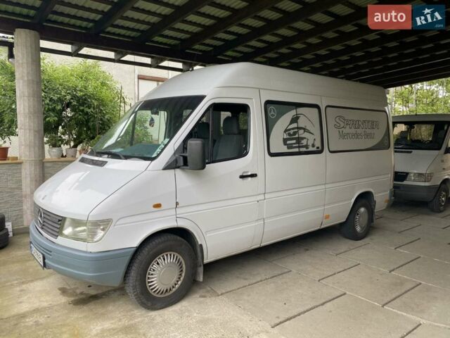 Білий Мерседес Sprinter, об'ємом двигуна 2.9 л та пробігом 728 тис. км за 7800 $, фото 1 на Automoto.ua