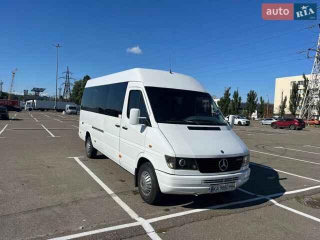 Белый Мерседес Sprinter, объемом двигателя 2.9 л и пробегом 450 тыс. км за 12800 $, фото 1 на Automoto.ua
