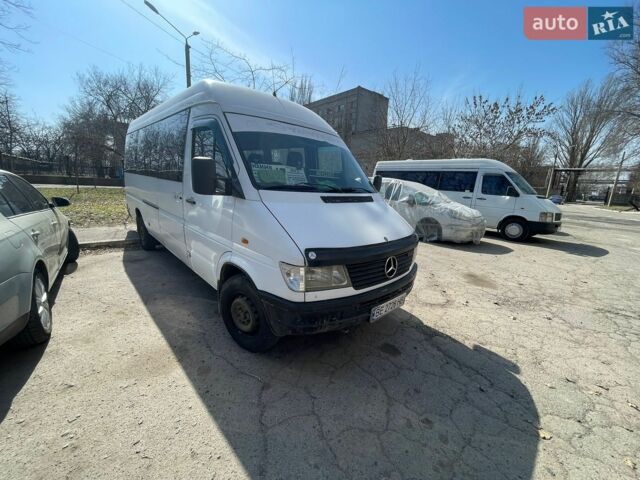 Белый Мерседес Sprinter, объемом двигателя 2.87 л и пробегом 280 тыс. км за 7700 $, фото 1 на Automoto.ua