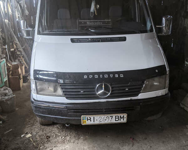 Белый Мерседес Sprinter, объемом двигателя 2.9 л и пробегом 480 тыс. км за 5200 $, фото 1 на Automoto.ua