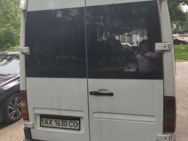 Белый Мерседес Sprinter, объемом двигателя 2.9 л и пробегом 350 тыс. км за 5900 $, фото 1 на Automoto.ua