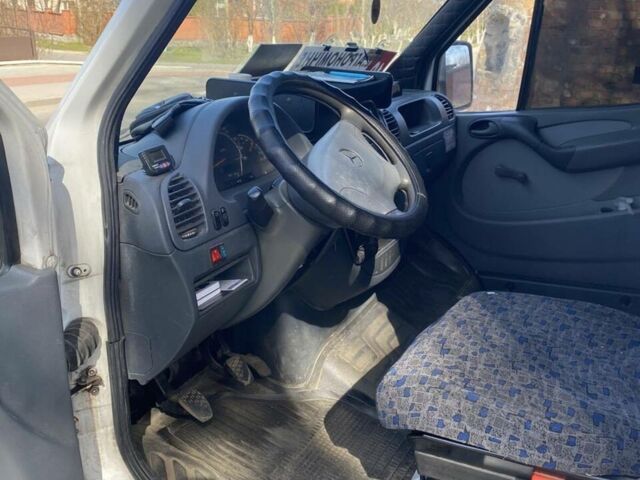 Білий Мерседес Sprinter, об'ємом двигуна 2.2 л та пробігом 405 тис. км за 8800 $, фото 1 на Automoto.ua
