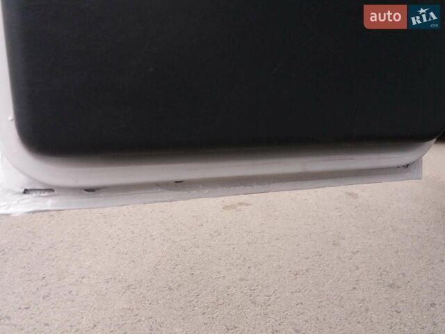 Белый Мерседес Sprinter, объемом двигателя 2.15 л и пробегом 255 тыс. км за 9200 $, фото 1 на Automoto.ua