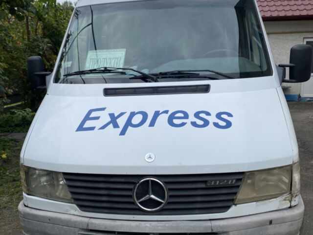 Белый Мерседес Sprinter, объемом двигателя 2.87 л и пробегом 700 тыс. км за 6350 $, фото 1 на Automoto.ua