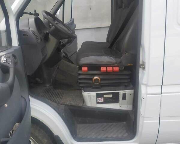 Білий Мерседес Sprinter, об'ємом двигуна 2.7 л та пробігом 525 тис. км за 9000 $, фото 1 на Automoto.ua