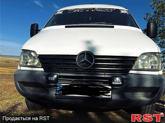Белый Мерседес Sprinter, объемом двигателя 2.1 л и пробегом 0 тыс. км за 7500 $, фото 1 на Automoto.ua
