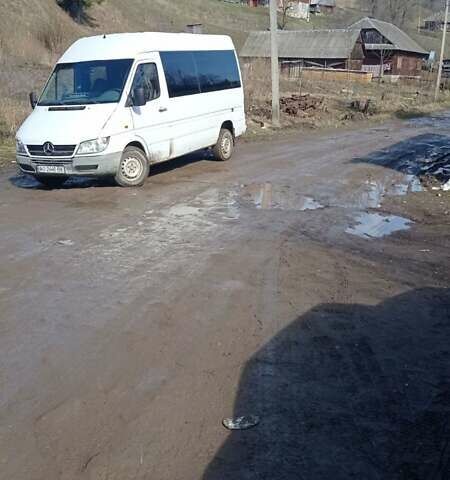 Білий Мерседес Sprinter, об'ємом двигуна 2.1 л та пробігом 405 тис. км за 5500 $, фото 1 на Automoto.ua