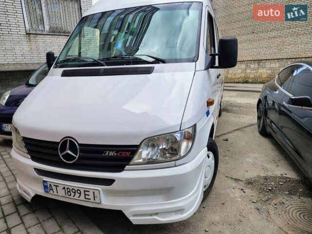 Белый Мерседес Sprinter, объемом двигателя 2.7 л и пробегом 474 тыс. км за 11300 $, фото 1 на Automoto.ua