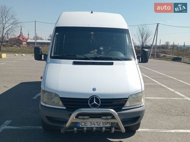 Білий Мерседес Sprinter, об'ємом двигуна 2.2 л та пробігом 370 тис. км за 9000 $, фото 1 на Automoto.ua