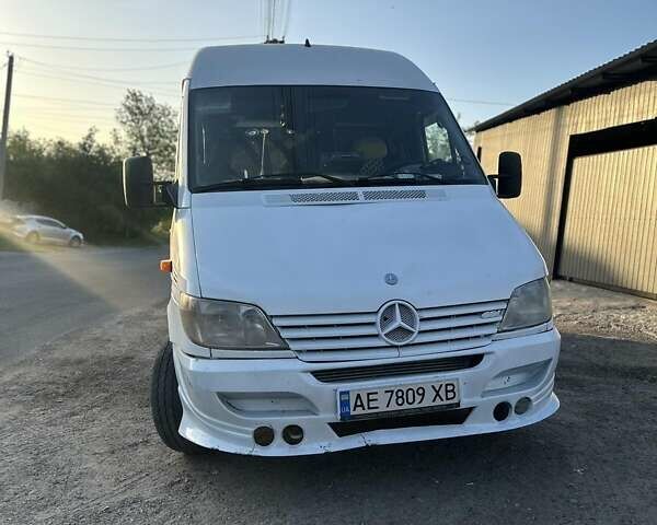 Білий Мерседес Sprinter, об'ємом двигуна 2.15 л та пробігом 1 тис. км за 6500 $, фото 1 на Automoto.ua
