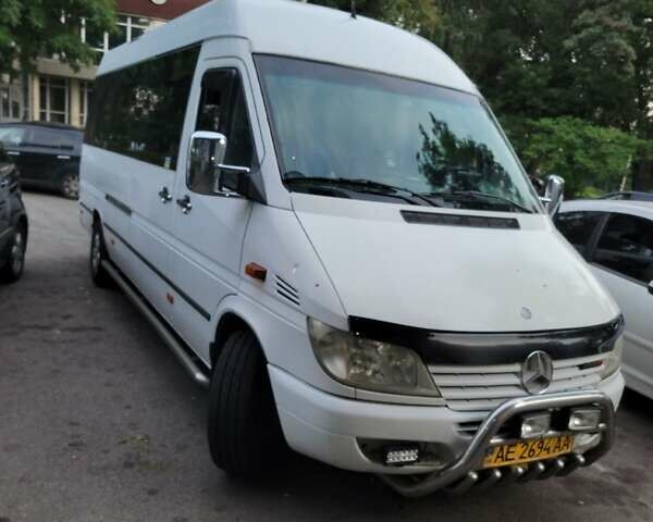 Білий Мерседес Sprinter, об'ємом двигуна 2.15 л та пробігом 900 тис. км за 11000 $, фото 1 на Automoto.ua